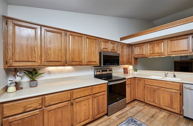 2360 NW 150th Street, Clive, IA 50325