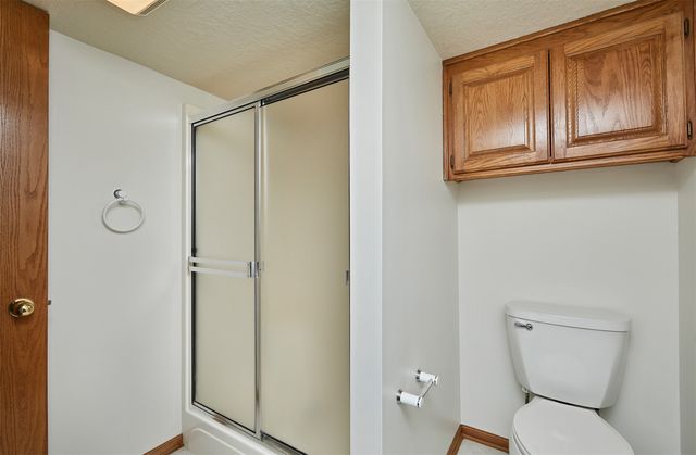 2360 NW 150th Street, Clive, IA 50325