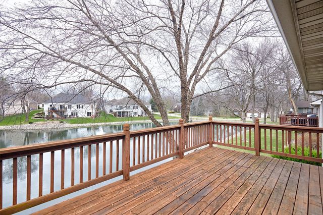 2360 NW 150th Street, Clive, IA 50325