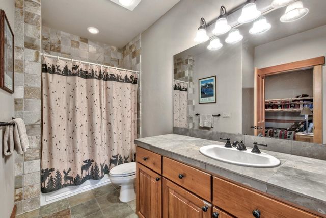 12712 Zurich Place, Truckee, CA 96161