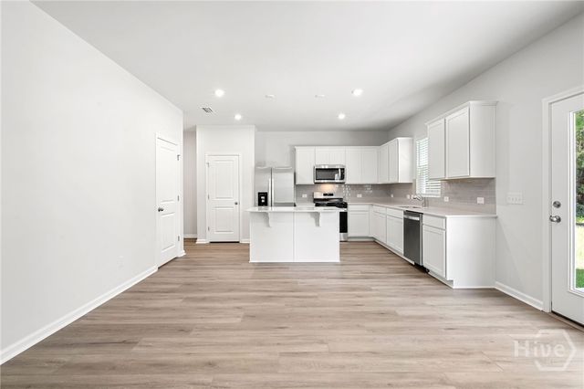 46 Sapwood Lane, Richmond Hill, GA 31324