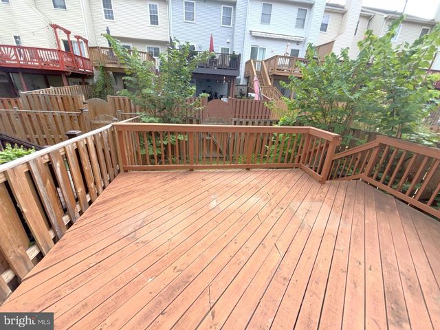 6761 JENNY LEIGH CT, Centreville, VA 20121