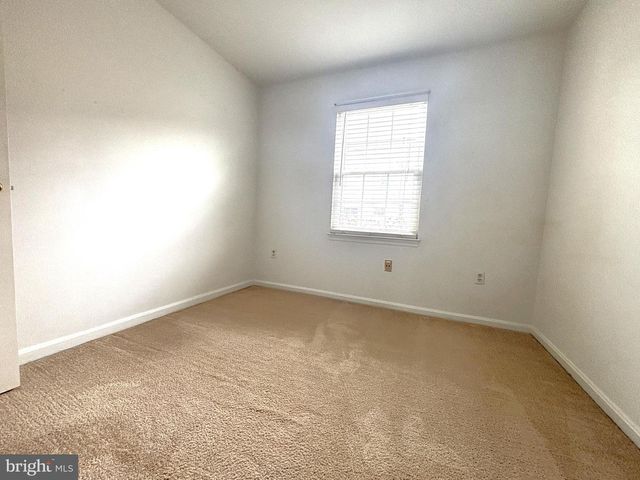 6761 JENNY LEIGH CT, Centreville, VA 20121