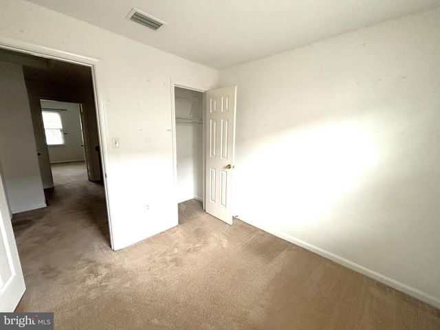 6761 JENNY LEIGH CT, Centreville, VA 20121