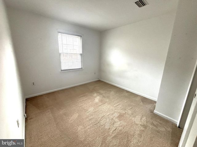 6761 JENNY LEIGH CT, Centreville, VA 20121