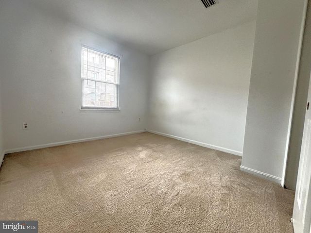 6761 JENNY LEIGH CT, Centreville, VA 20121
