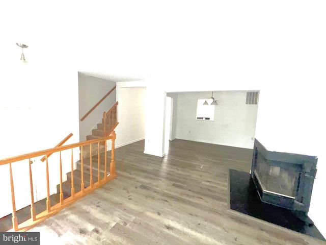 6761 JENNY LEIGH CT, Centreville, VA 20121