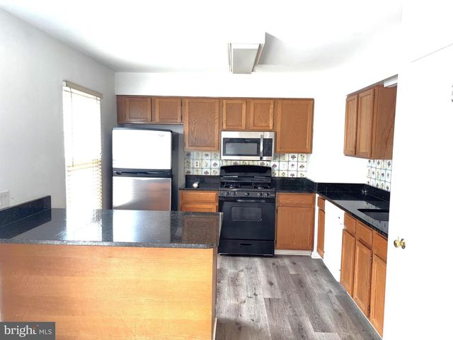 6761 JENNY LEIGH CT, Centreville, VA 20121