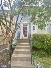 6761 JENNY LEIGH CT, Centreville, VA 20121