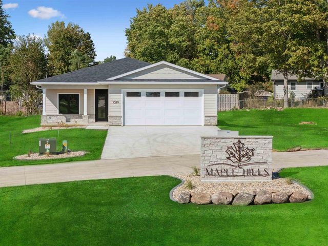 1019 NE 2nd Avenue, Waverly, IA 50677