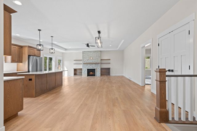 1019 NE 2nd Avenue, Waverly, IA 50677