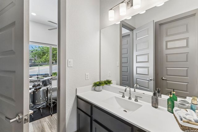 231 Shannon Circle, San Antonio, TX 78260