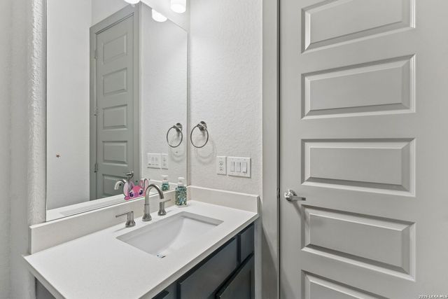 231 Shannon Circle, San Antonio, TX 78260