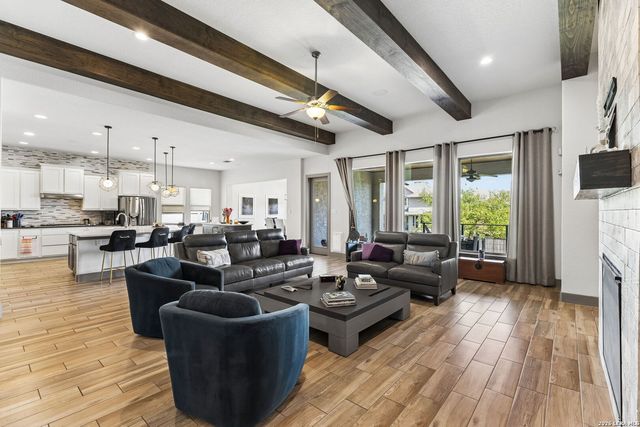 231 Shannon Circle, San Antonio, TX 78260