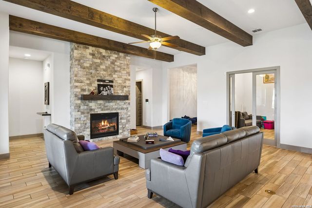 231 Shannon Circle, San Antonio, TX 78260