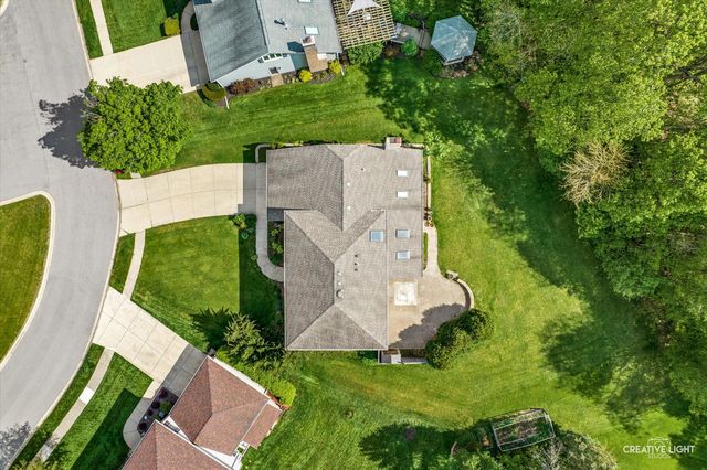 45 Briargate Circle, Sugar Grove, IL 60554