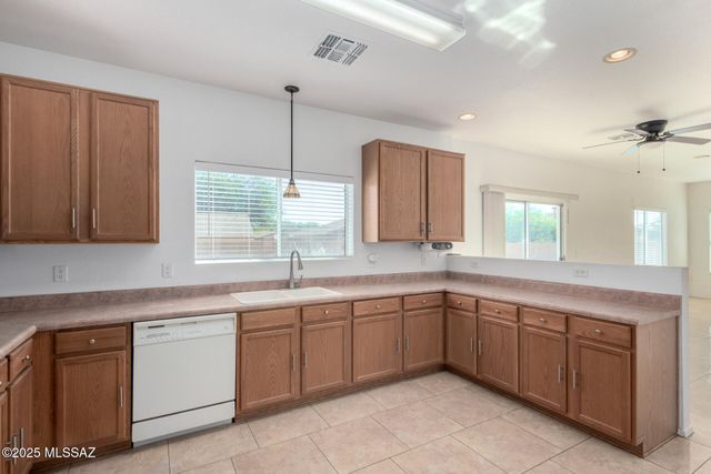 4821 E Twinflower Place, Tucson, AZ 85756