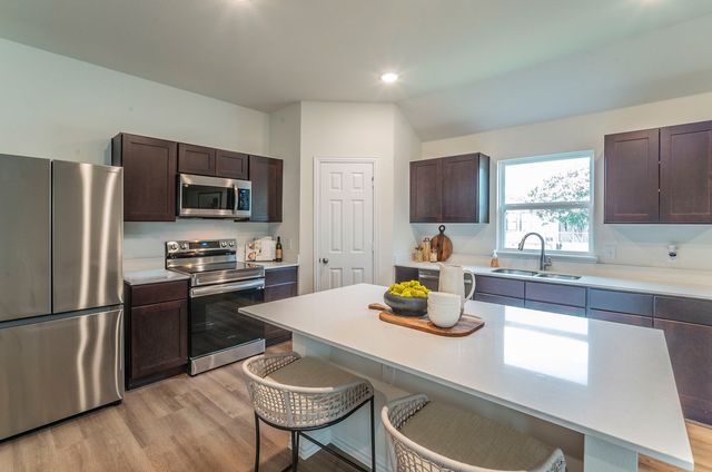 440 Rose Avenue, Cleburne, TX 76033