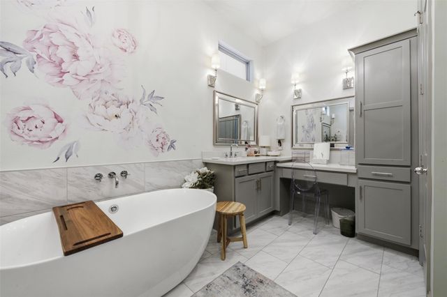 1908 W 25th Street, Houston, TX 77008