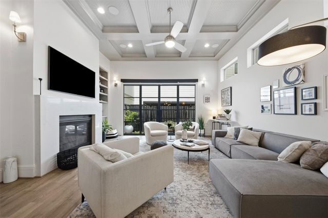 1908 W 25th Street, Houston, TX 77008