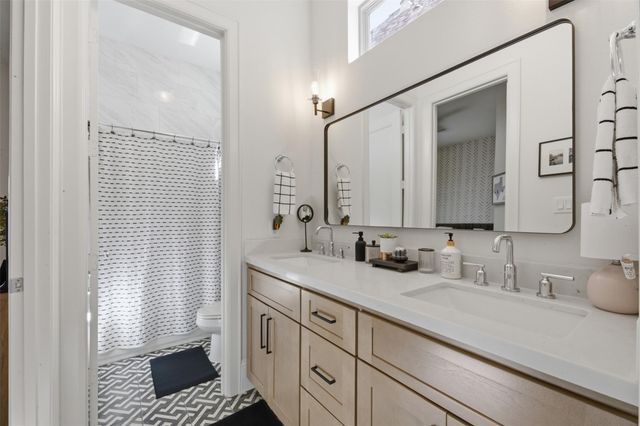 1908 W 25th Street, Houston, TX 77008