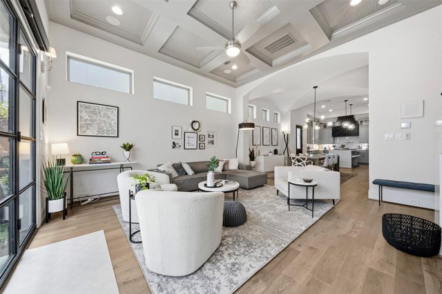1908 W 25th Street, Houston, TX 77008