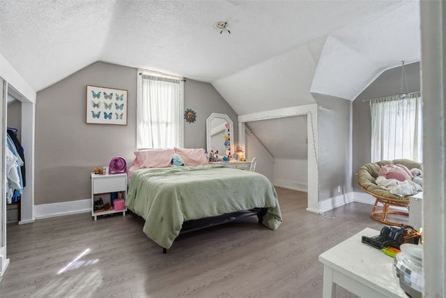 3322 C Avenue NE, Cedar Rapids, IA 52402