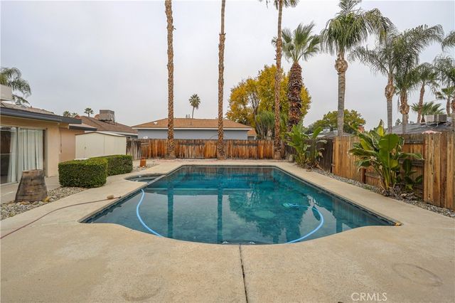 2416 Bladen, Bakersfield, CA 93309