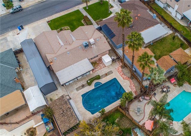 2416 Bladen, Bakersfield, CA 93309