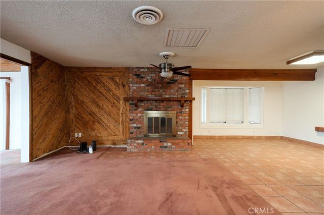 2416 Bladen, Bakersfield, CA 93309