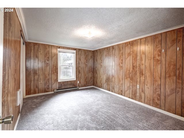 844 Se CEDAR St, Hillsboro, OR 97123