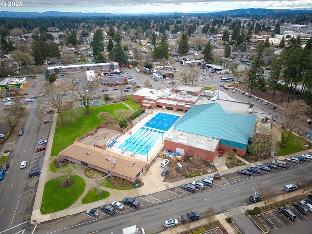 844 Se CEDAR St, Hillsboro, OR 97123