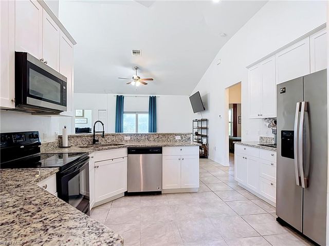 3907 11th ST SW, Lehigh Acres, FL 33976