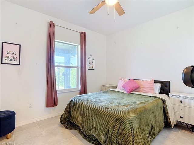 3907 11th ST SW, Lehigh Acres, FL 33976