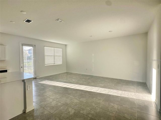 390 BOGEY DRIVE, Davenport, FL 33896