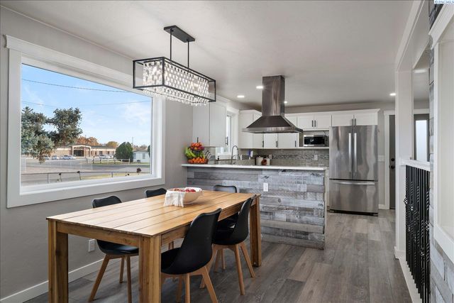 220006 E 59th Ave, Kennewick, WA 99337