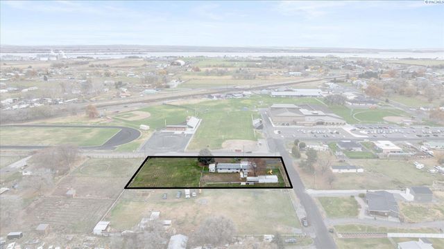220006 E 59th Ave, Kennewick, WA 99337