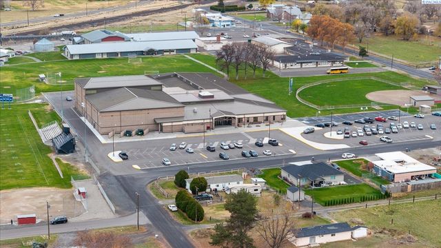 220006 E 59th Ave, Kennewick, WA 99337