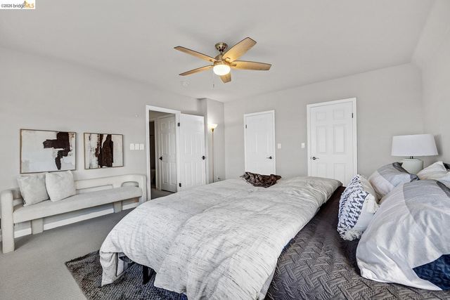 6344 Snake RD, Oakland, CA 94611