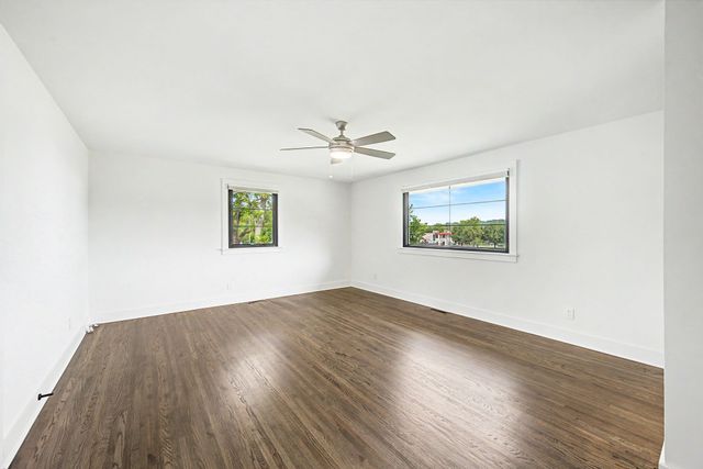 1205 Saint Marys Ln, Nashville, TN 37218