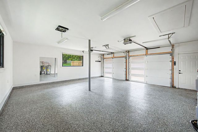 1205 Saint Marys Ln, Nashville, TN 37218