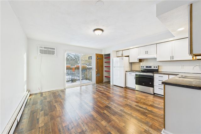 20 Oak Street, North Providence, RI 02911