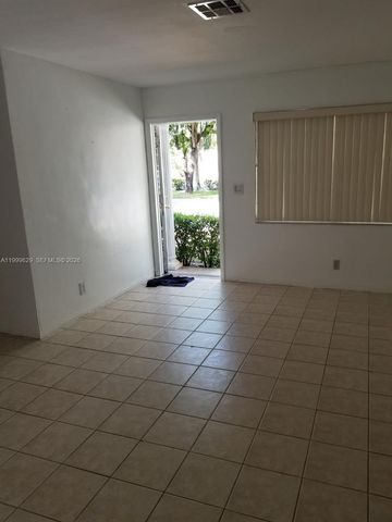 701 NW 1st St 19, Hallandale Beach, FL 33009