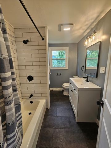 116 Louise Drive, Tiverton, RI 02878
