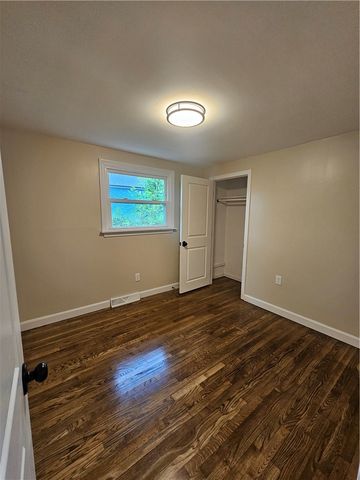116 Louise Drive, Tiverton, RI 02878