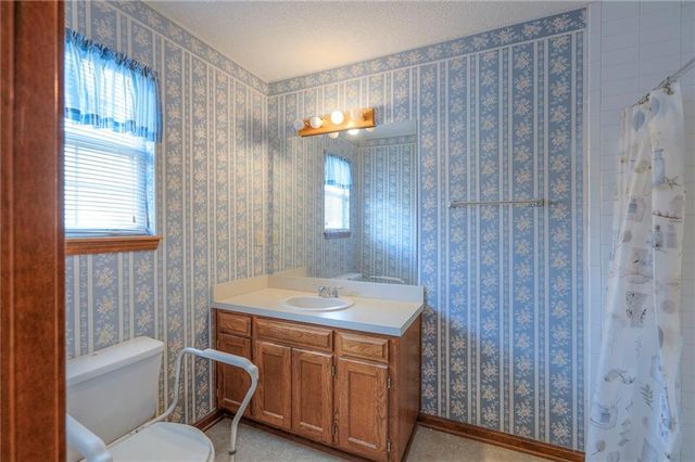 10600 E 51st Street, Kansas City, MO 64133