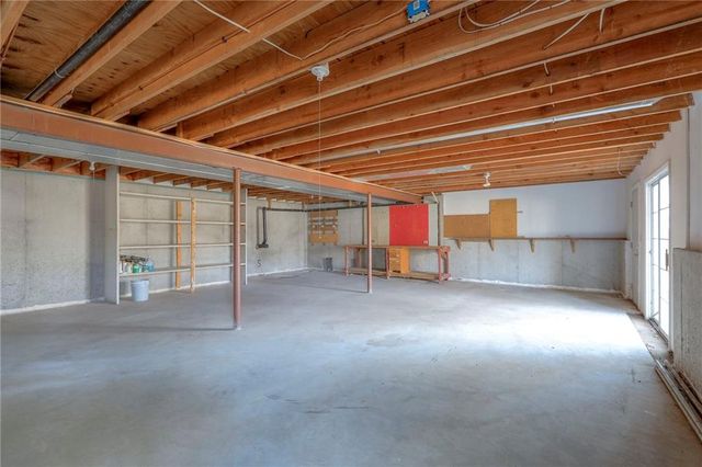 10600 E 51st Street, Kansas City, MO 64133