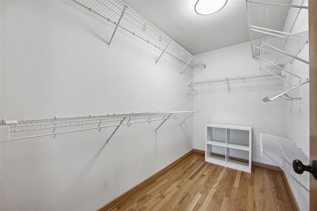 235 Holiday Rd 3, Coralville, IA 52241