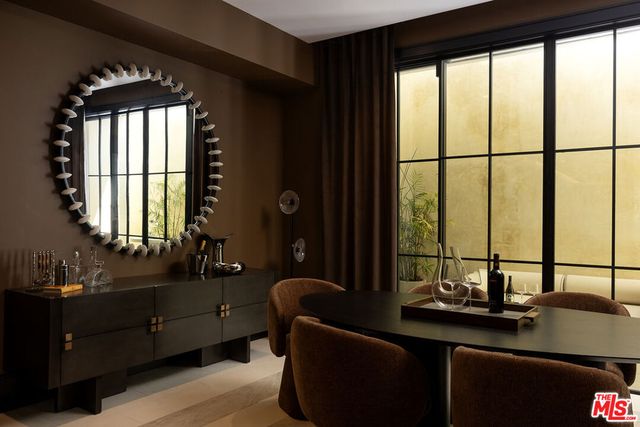 721 N Bonhill Road, Los Angeles, CA 90049