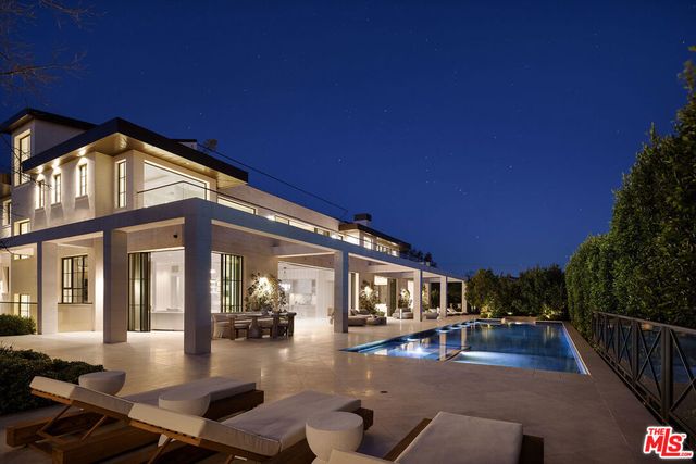 721 N Bonhill Road, Los Angeles, CA 90049